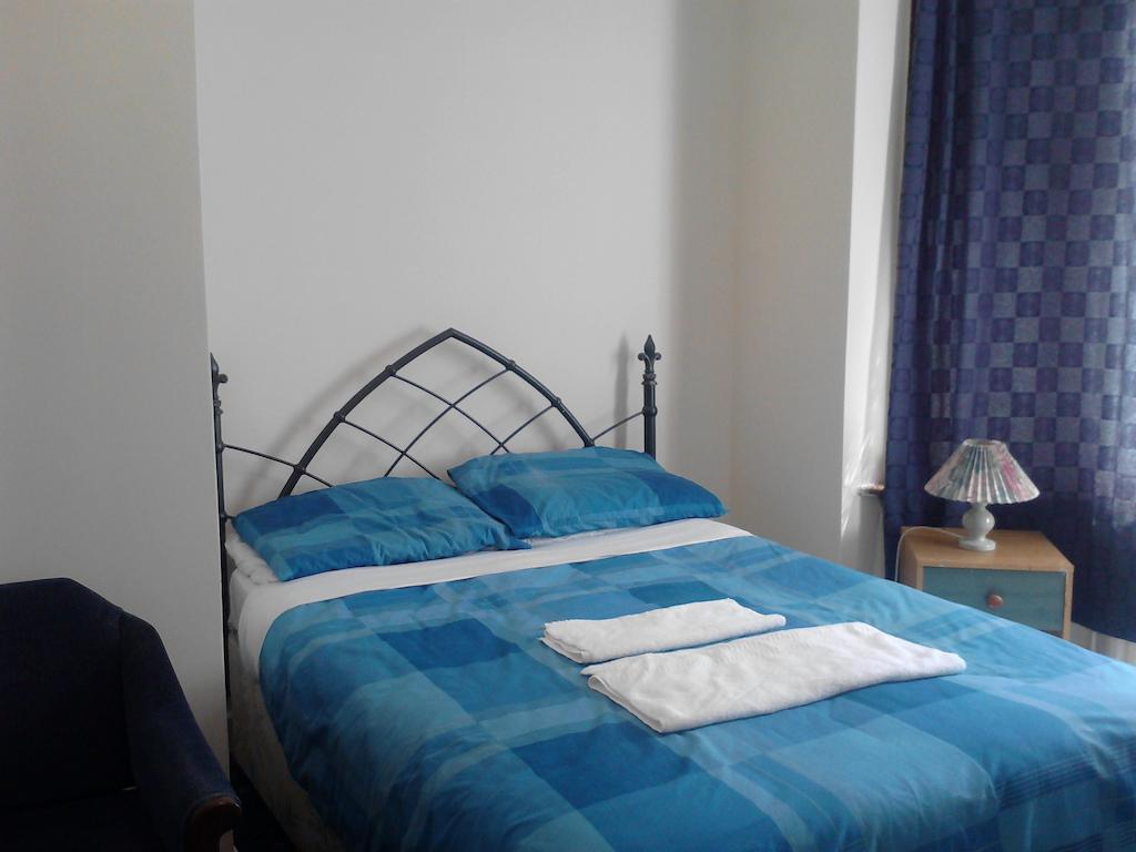 Lenton Lodge Guest House Horley Room photo